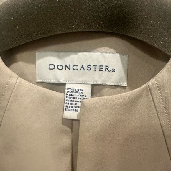 Doncaster Women's Tan Jacket size 12 - Picture 7 of 8